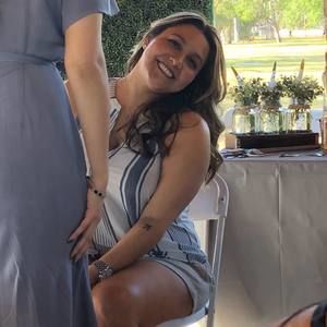 Meet your Posher, Cynthia